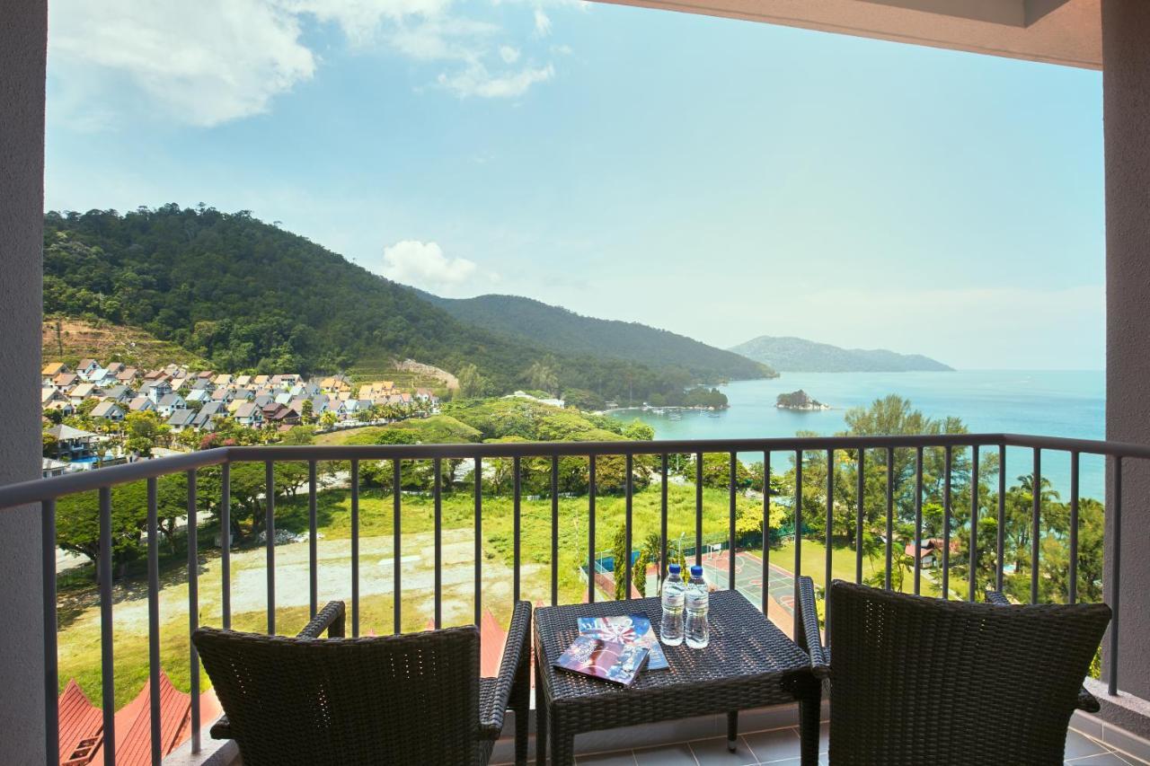 The Bayview Beach Resort Batu Feringgi Dış mekan fotoğraf