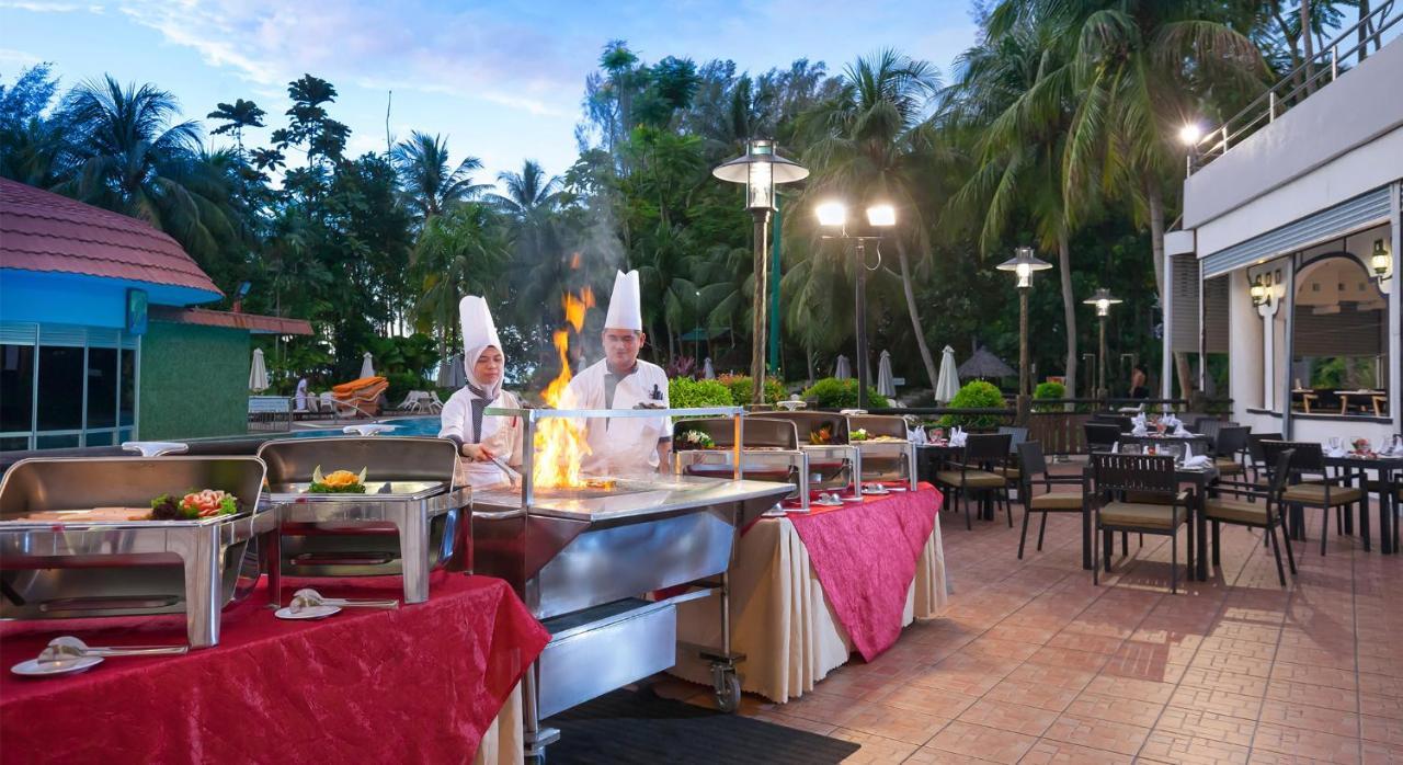 The Bayview Beach Resort Batu Feringgi Dış mekan fotoğraf